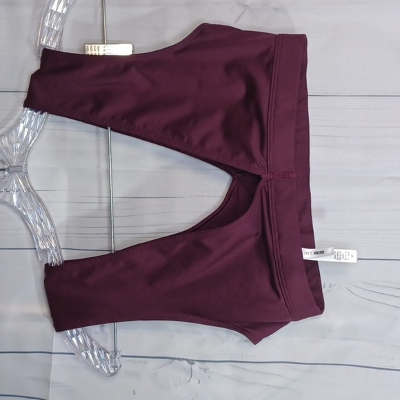 Victoria Secret sports bra - Picture 2 of 5